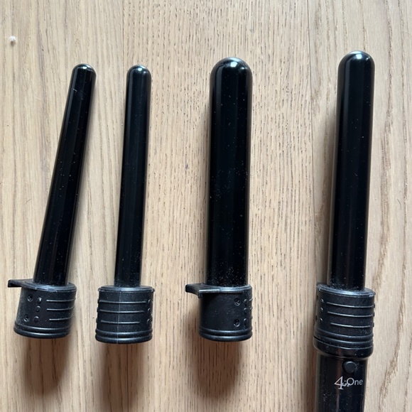 4-in-1 hair curling iron - Picture 3 of 3